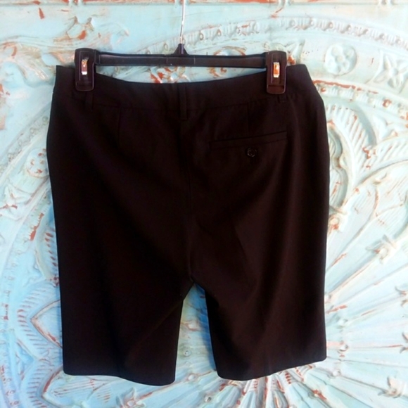 😁MICHEAL KORS Shorts - Picture 2 of 4